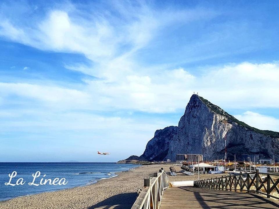 Practico Apartamento A 5 Min Andando De Gibraltar Y El Centro, Frente Al Mar La Línea de la Concepción Exteriér fotografie